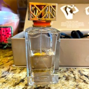 Tory Burch perfume